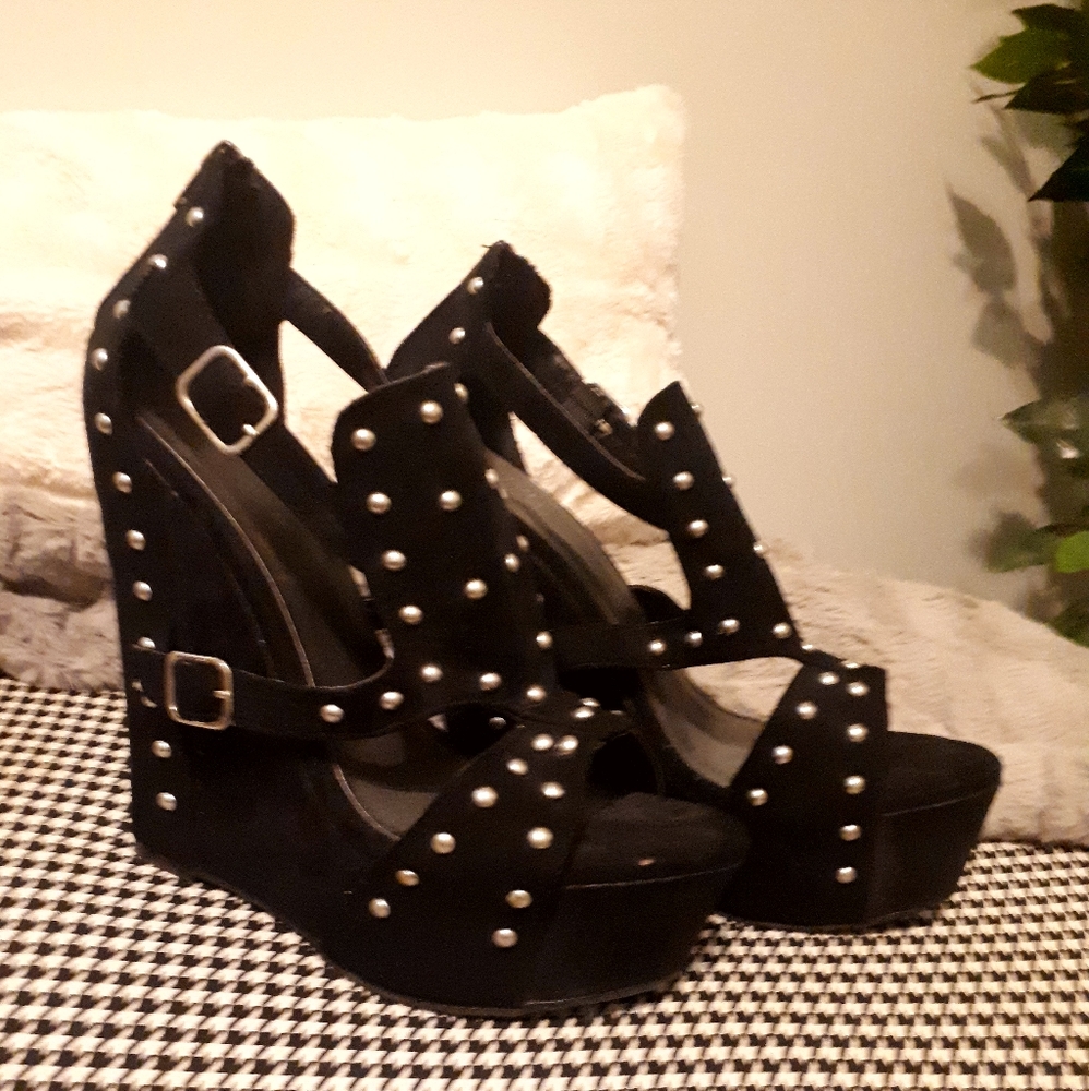 Black Studded Wedges